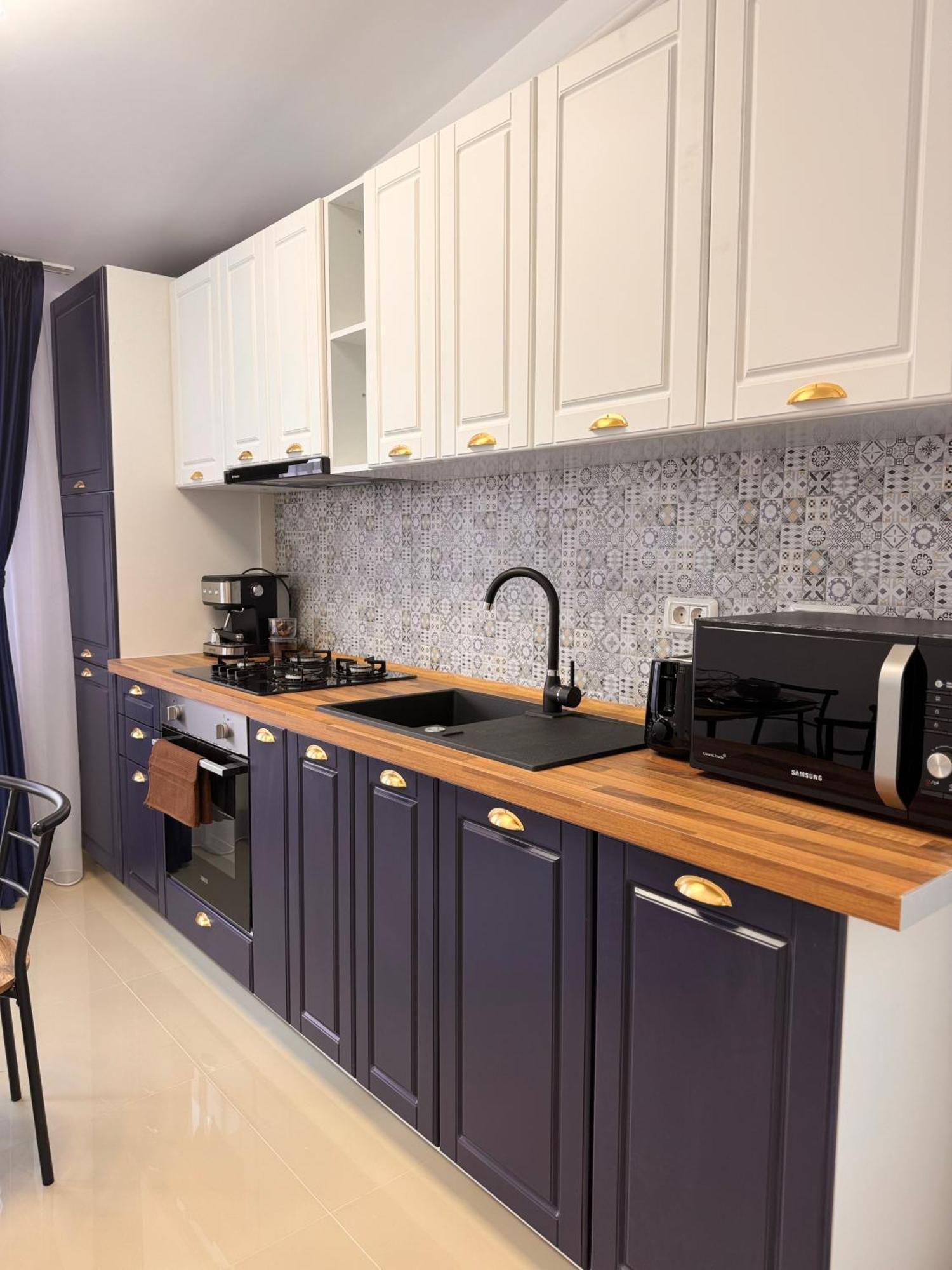 Jungle Loft Apartment Suceava Ngoại thất bức ảnh